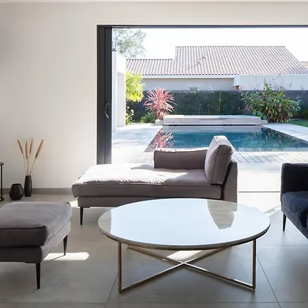 Sublime Avec Piscine Chauffee, Et Sauna A 10 Min De La Et Des Golfs - Fr-1-791-19 * Tosse